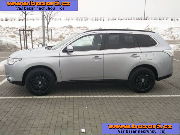 Mitsubishi Outlander 2.2 DI-D SERVISKA,NAVI,KAMERA