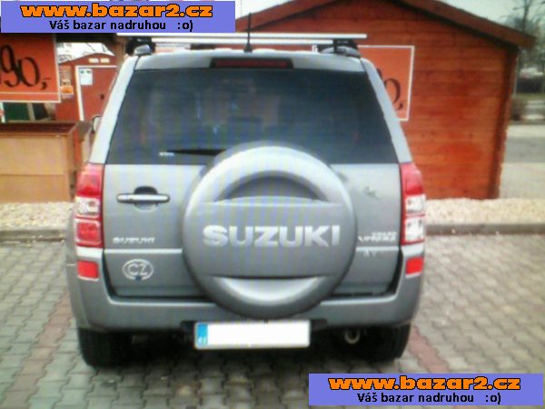 Suzuki Grand Vitara 2,0 benzin,4x4(1.majitel,koupeno v ČR)