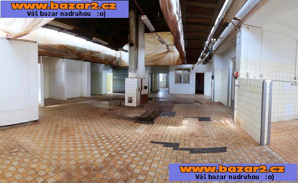 Nájem přízemní budovy 950 m2, sklad, rampa, HOŘOVICE (Exit D5 Žebrák)