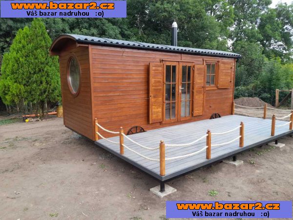 MARINGOTKA S TERASOU A ZÁBRADLÍM TINY HOUSE