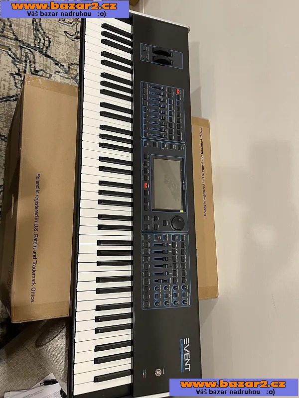 Nord Electro 6D, Nord Grand 2, Nord Piano 5, Ketron SD60, Ketron SD9,Ketron SD80