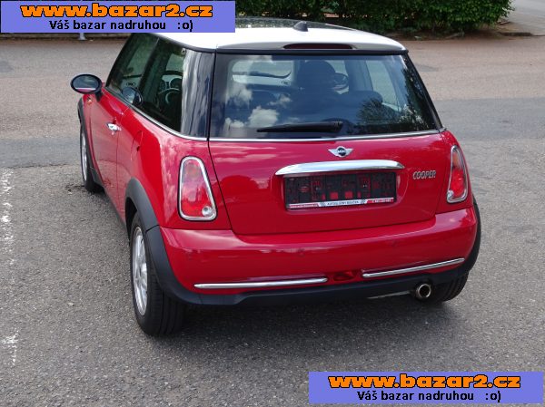 Mini Cooper 1.6i r.v.2006 (85 kw)