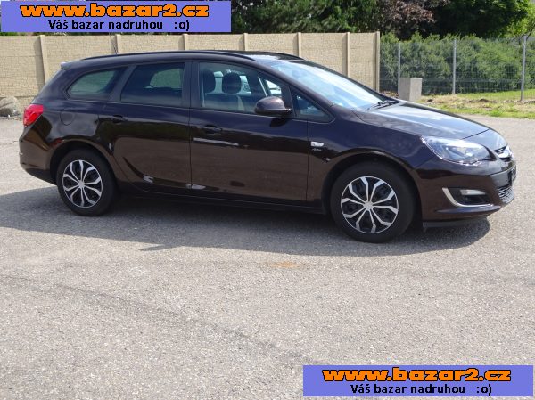 Opel Astra 1.7 CDTI Combi r.v.2013 servisní knížka tk:7/2026