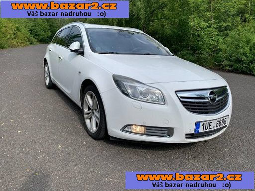 Opel Insignia, r.v. 2012, 4x4, 195 koní, 120.000Kč