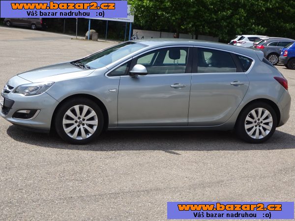 Opel Astra 1.4i r.v.2014 (74 kw) 1.Maj.serv.kníž.ČR