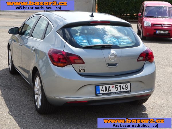 Opel Astra 1.4i r.v.2014 (74 kw) 1.Maj.serv.kníž.ČR