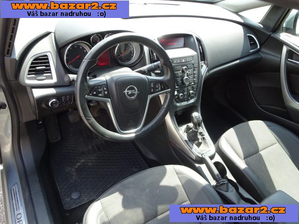 Opel Astra 1.4i r.v.2014 (74 kw) 1.Maj.serv.kníž.ČR